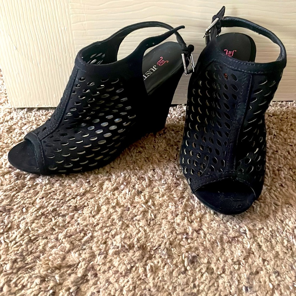 JustFab Black Perforated Peep-Toe Wedge Sandals